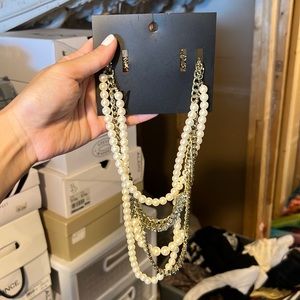 H&M statement necklace!